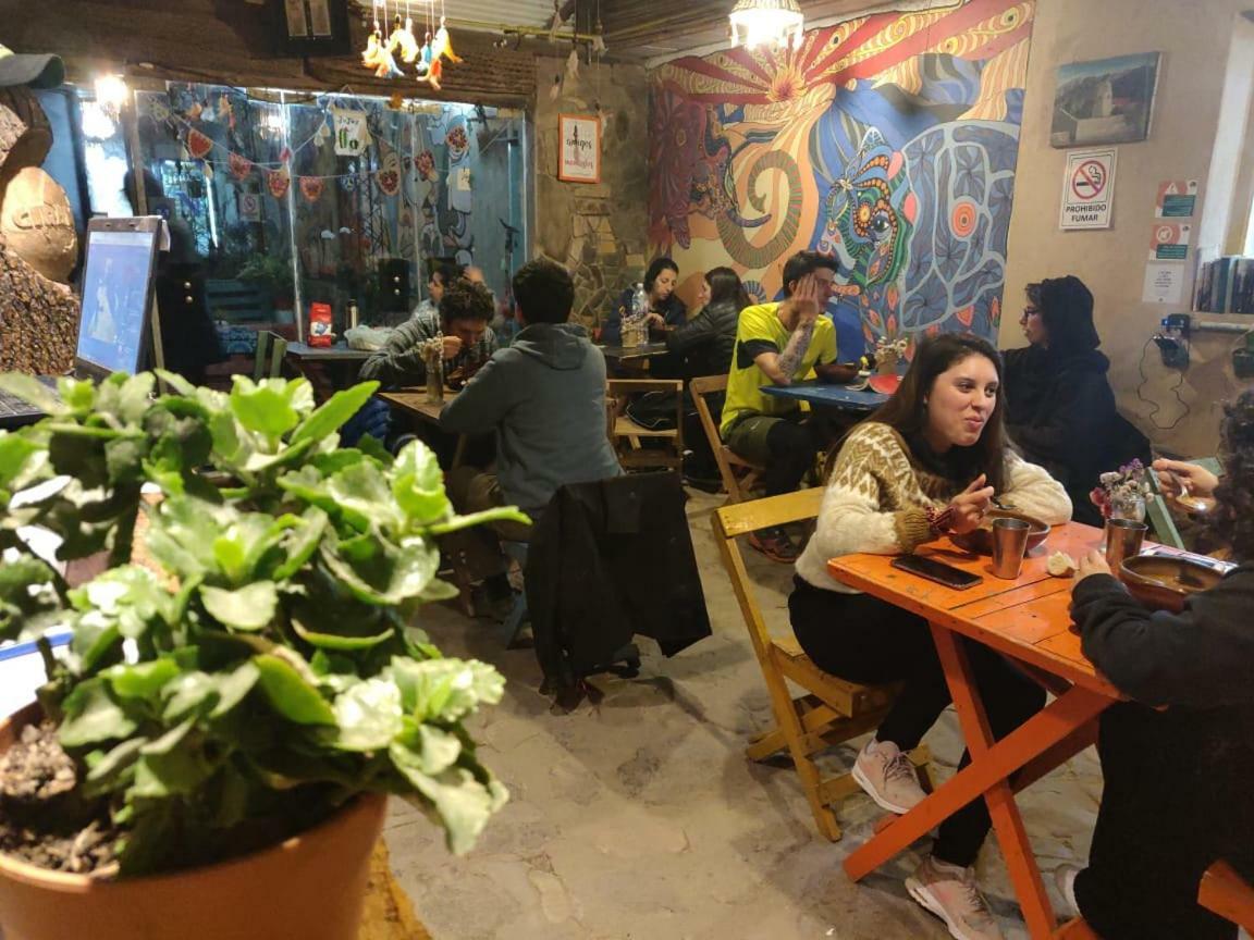 Giramundo Hostel Умауака Екстериор снимка